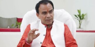 एक दर्जन प्राथमिक विद्यालयों का होगा पुनर्निर्माणः डाॅ. धन सिंह रावत