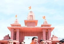 सीएम धामी ने श्री हनुमान जन्मोत्सव पर श्री हनुमान धाम के किए दर्शन: प्रदेश की खुशहाली की की कामना
