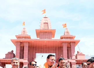 सीएम धामी ने श्री हनुमान जन्मोत्सव पर श्री हनुमान धाम के किए दर्शन: प्रदेश की खुशहाली की की कामना